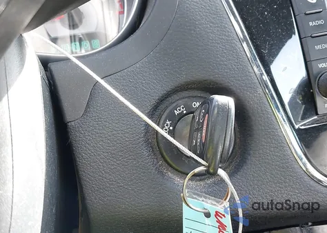 2011 Chrysler 200 Limited from USA, damaged, VIN 1C3BC2FG5BN532709